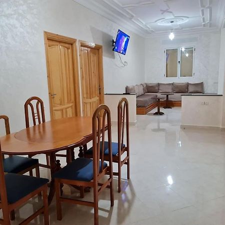 Appartement A Louer Лараш Екстериор снимка